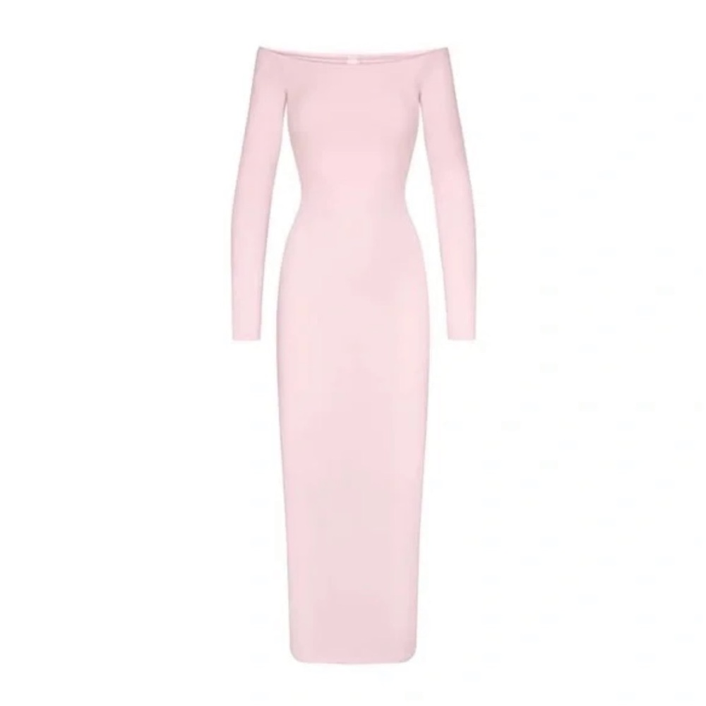 Elegant SKIMS On/Off-Shoulder Dress
